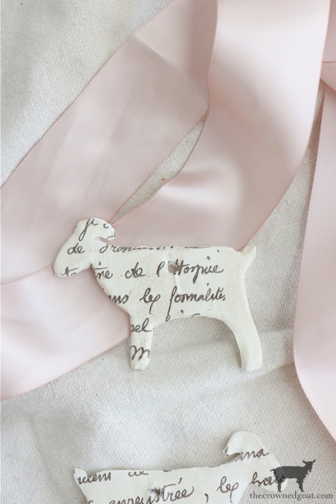 DIY-French-Script-Goat-Ornaments-The-Crowned-Goat-1
