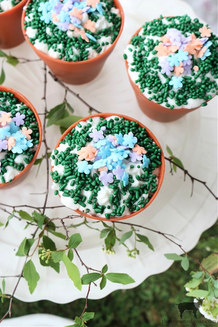 Spring Inspired Flower Pot Cupcakes