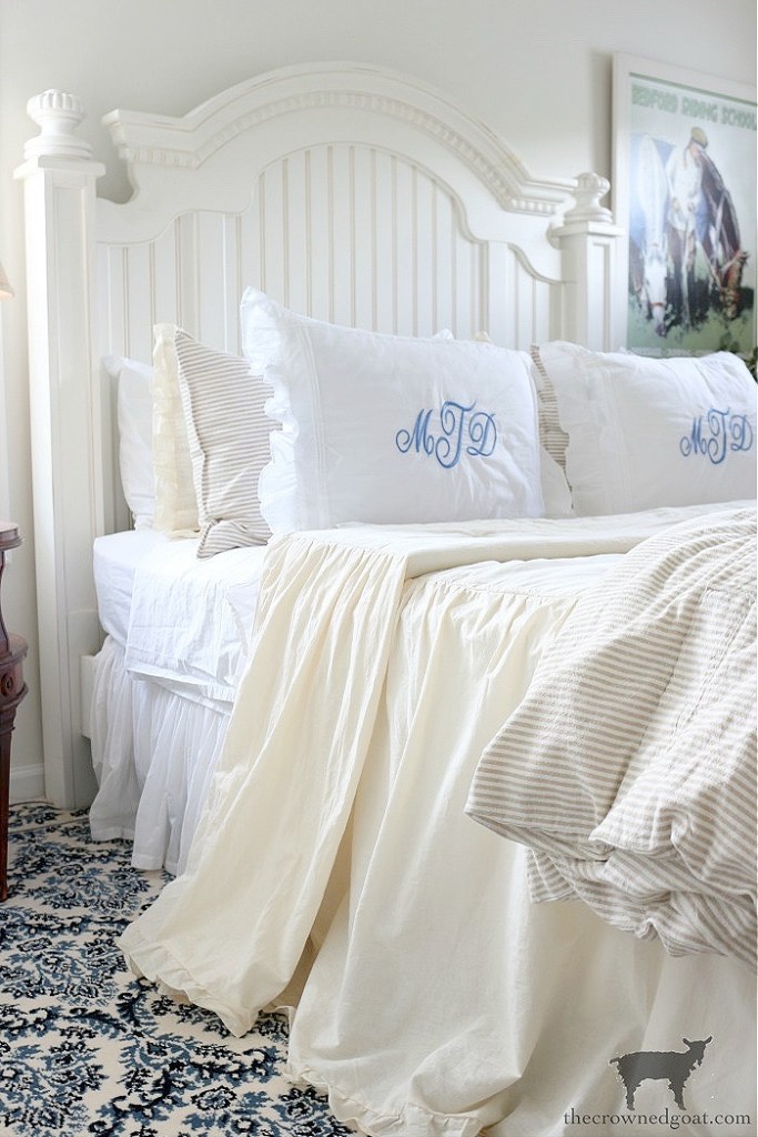 Simple Ways to Live a Luxurious Life: Elegant Bedding - The Crowned Goat 